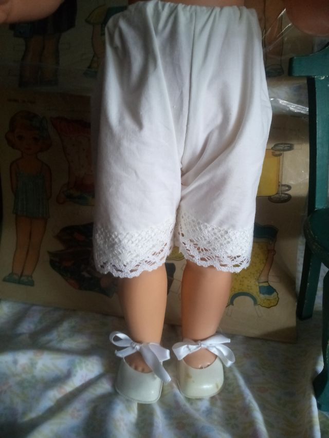 MUÑECA FRANCESA AÑOS 40.