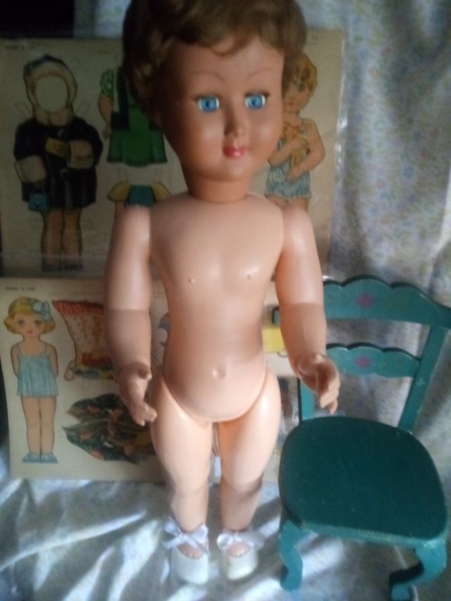 MUÑECA FRANCESA AÑOS 40.