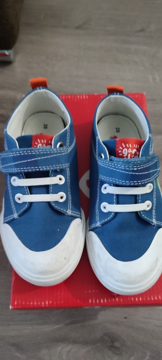 lote zapatos marca.titanitos y garvalin num.28