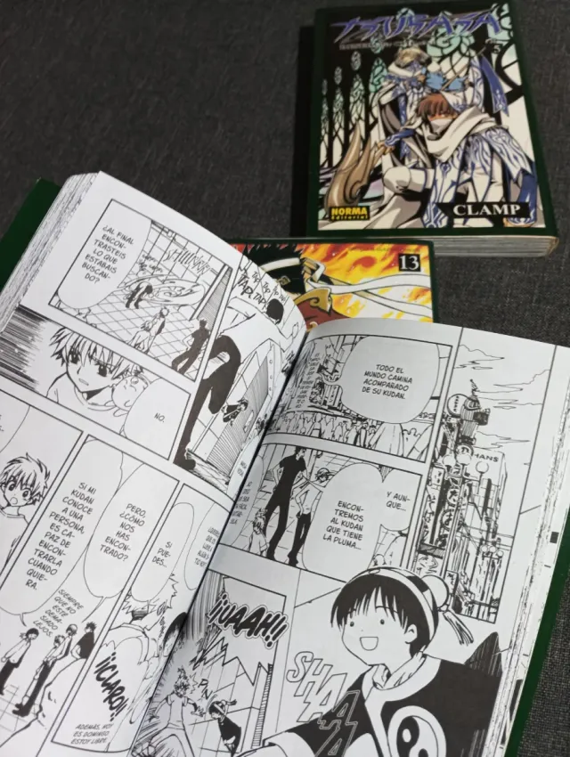 Clamp pack 5 mangas + 1 DVD español Japonés