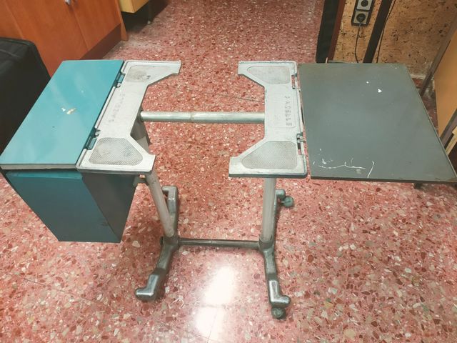 Mesa de Máquina de Escribir extensible