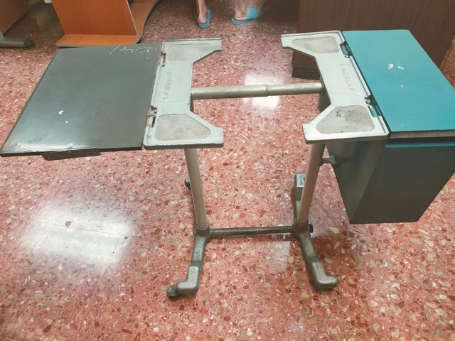 Mesa de Máquina de Escribir extensible