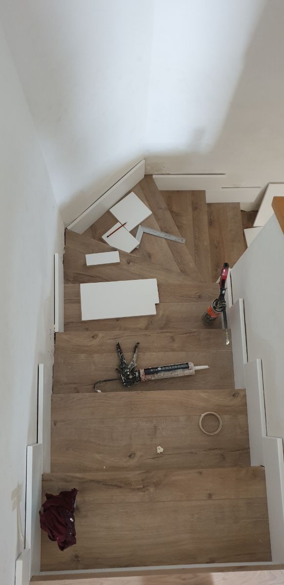 Escalera madera y tarima