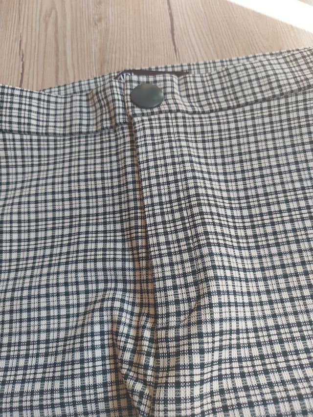 pantaloni Zara taglia M come nuovi