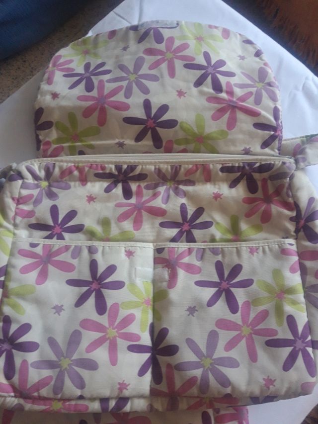 conjunto de colchoneta y bolso