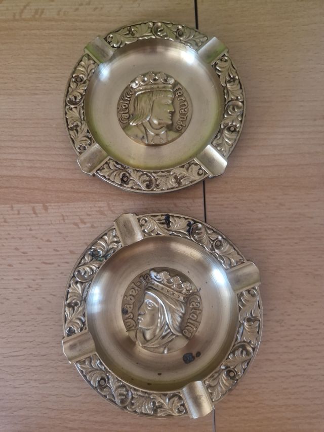 LOTE ceniceros (3 fotos)