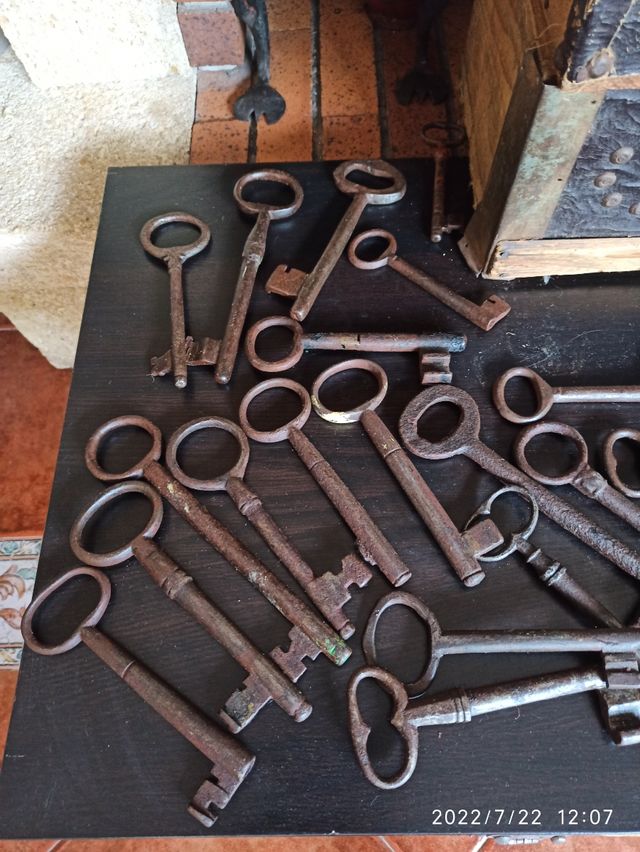 Lote de antiguas llaves. De particular.