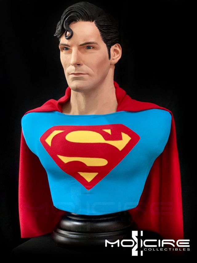 Superman Christopher Reeve escala real 1/1.