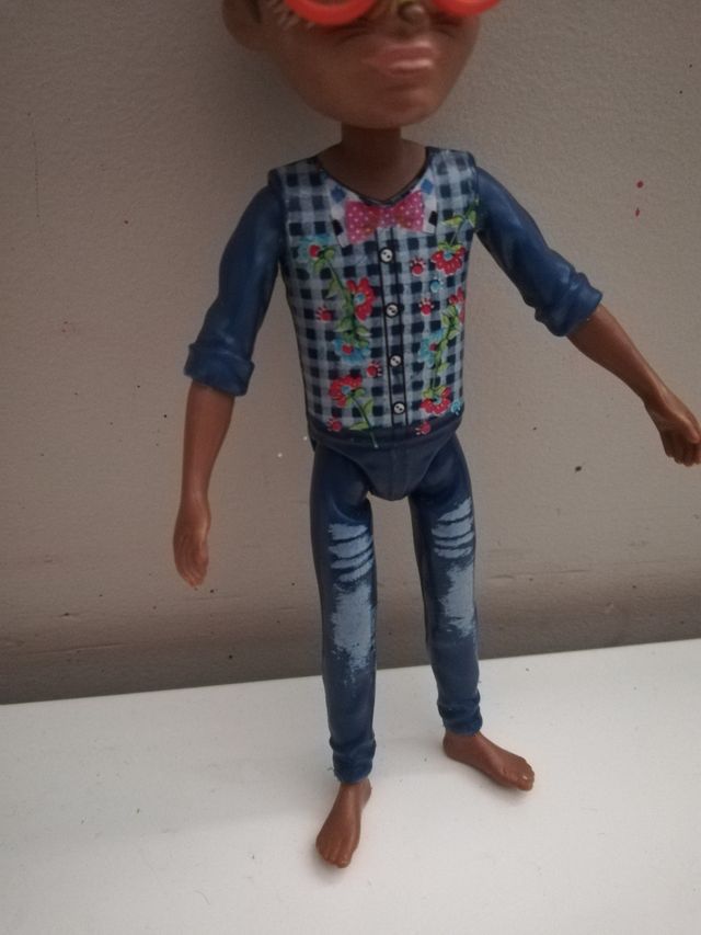 muñeca enchantimals erizo