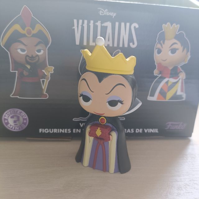 Mystery mini Evil Queen