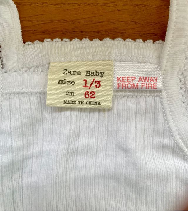 Pack bodies tirantes bebé