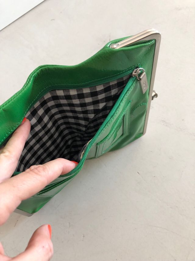 Green clutch