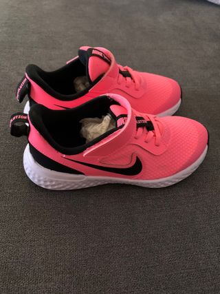 Nike Revolution talla 30 de segunda mano por 20 EUR en Nike Revolution talla 30 de segunda mano por 20 EUR en