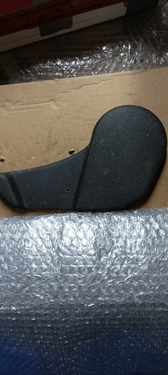 tapa lateral asiento vectra