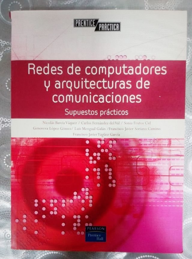 Livros sobre C, Linux e Redes.