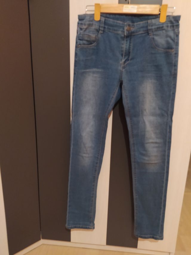 pantalón vaquero niño talla 12 años