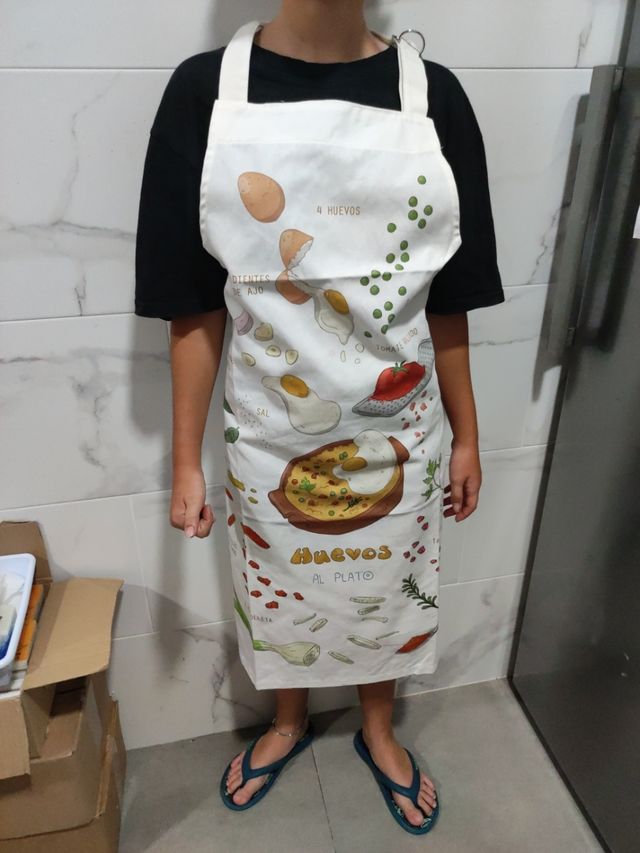 grembiule nuovo di zecca.