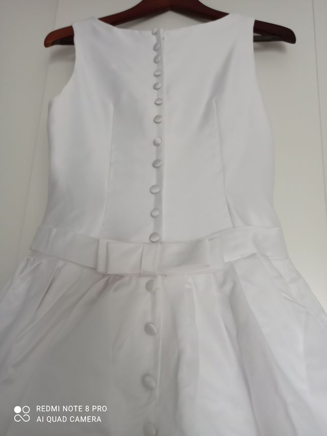  lote vestido novia.  sin estrenar, y complementos