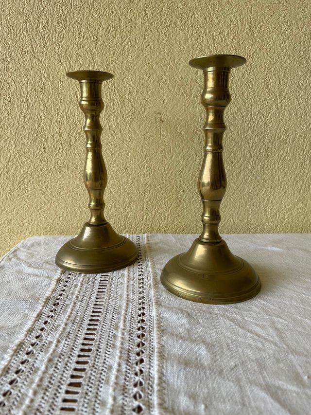 Candelabros de bronce