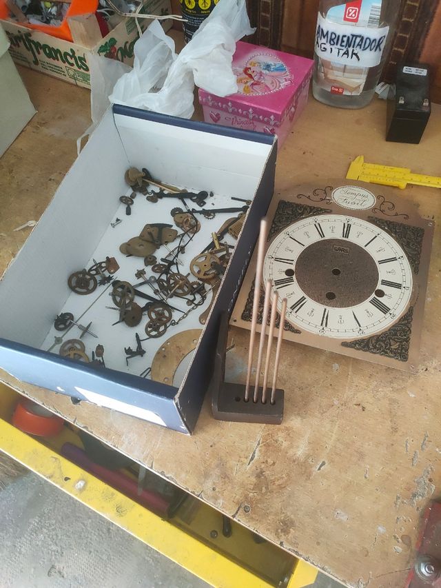 Piezas de relojes mecánicos