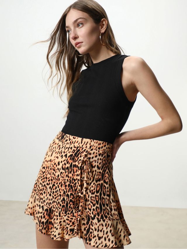 Falda lefties nueva SIN ESTRENAR