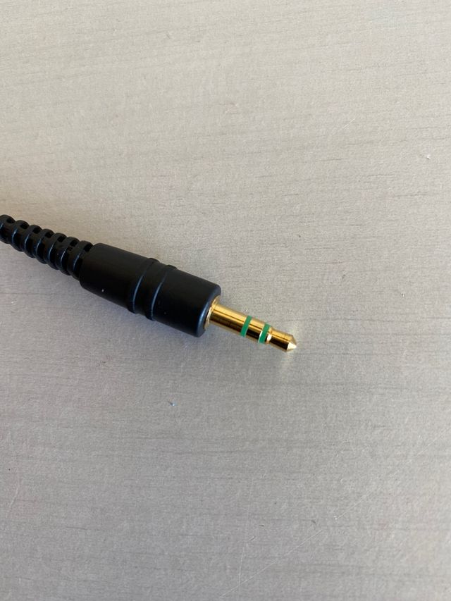 Auriculares On Ear Pro-Luxe