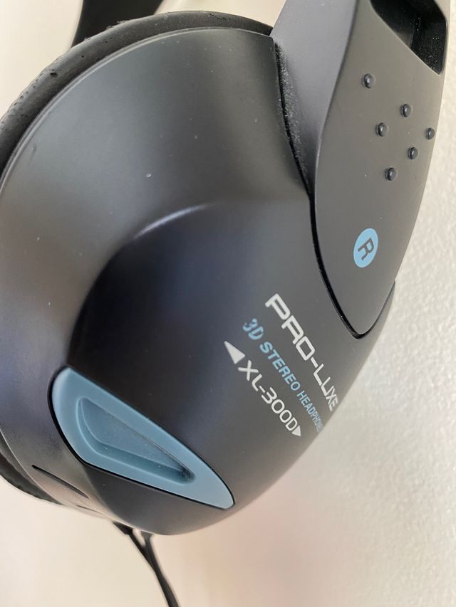 Auriculares On Ear Pro-Luxe