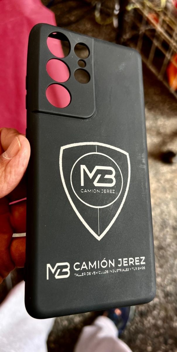 Fundas personalizadas con tu logotipo