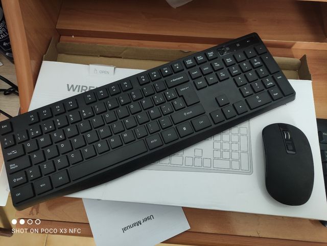 teclado y ratón inalámbrico