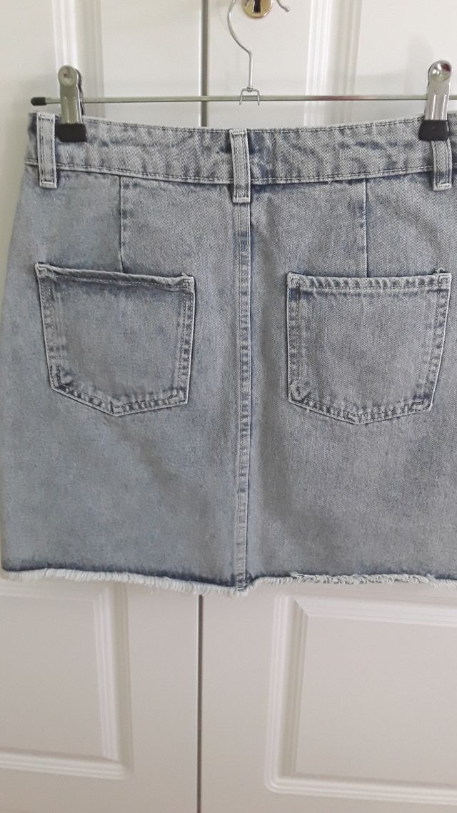 mini falda vaquera talla 38