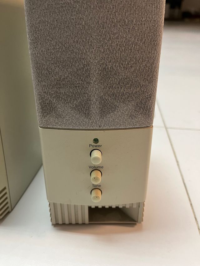 Altavoces ordenador