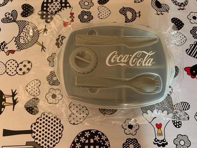 Tupper con cubiertos Coca Cola NUEVO