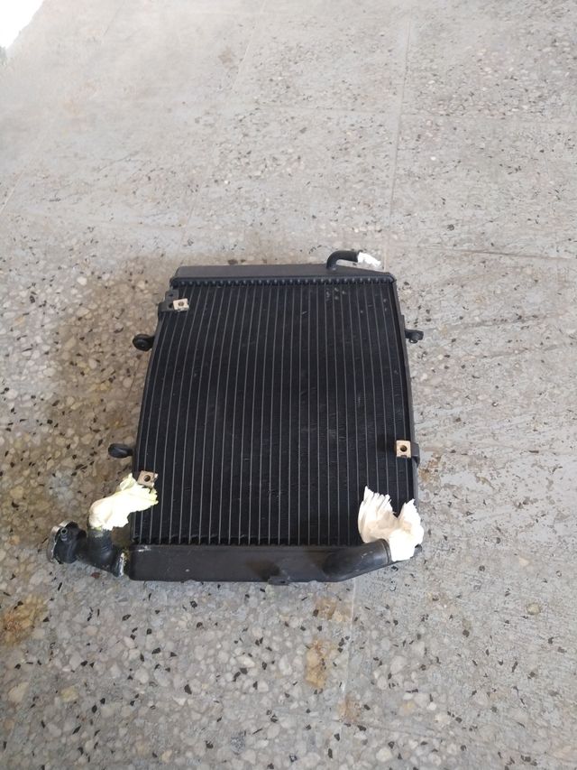 radiador Triumph Daytona 675