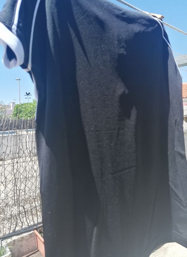 Polo Kelme negro (modelo 1)