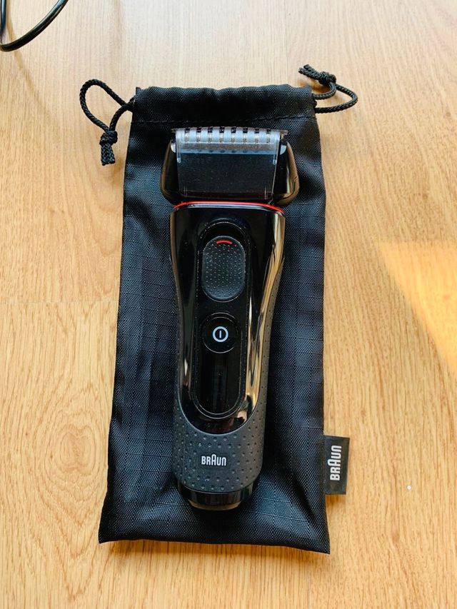 Afeitadora Braun 5030s