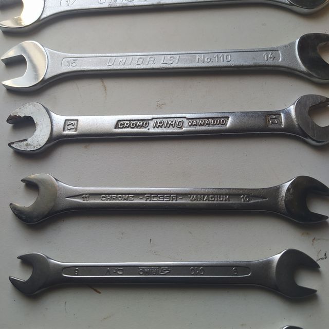 1 Juego de 8 llaves fijas de 6-7 a 20-22