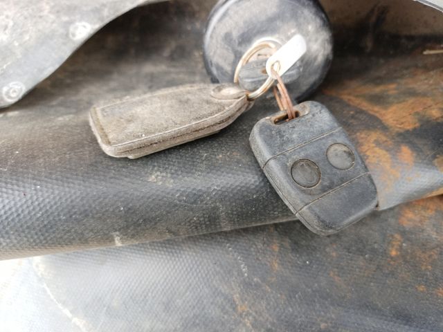 tapon con llave Rover 214 si