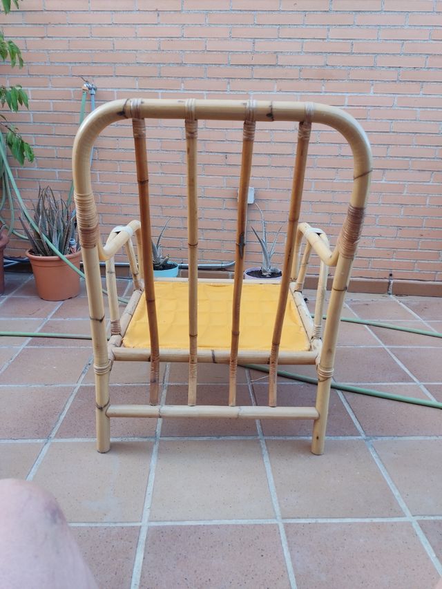 Butacon de bambú