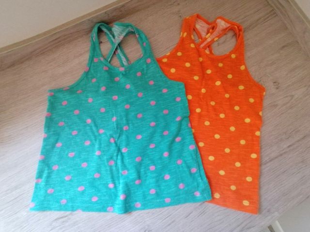 Camisetas de tirantes de Zara. talla 7-8 años