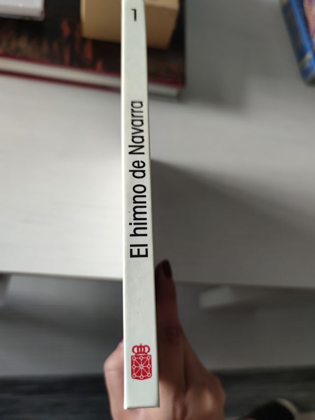 Libro el himno de Navarra