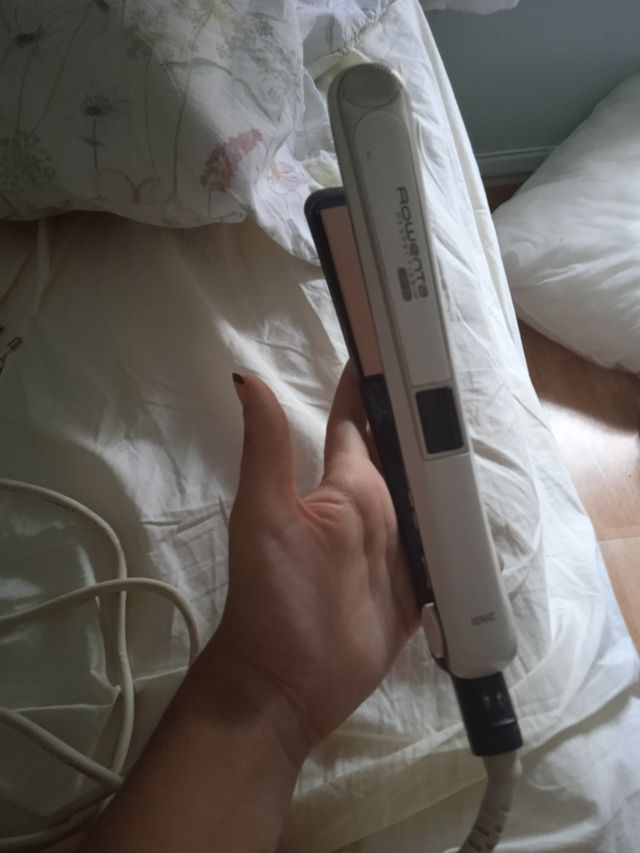 plancha de pelo rowenta seminueva