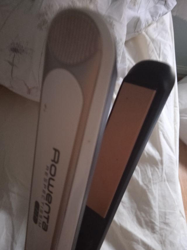 plancha de pelo rowenta seminueva