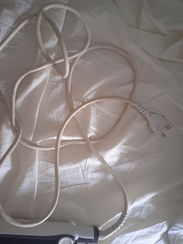 plancha de pelo rowenta seminueva