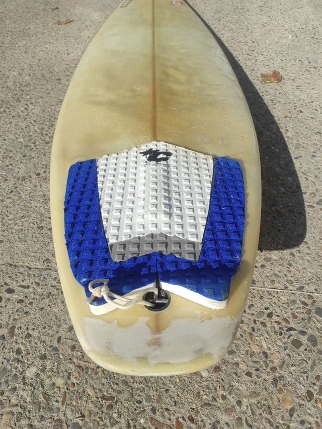 Tabla surf 6,3 de segunda mano por 70 EUR en Conil de la Frontera en