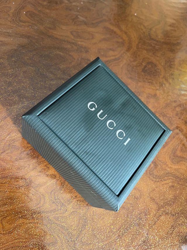 Caja gucci