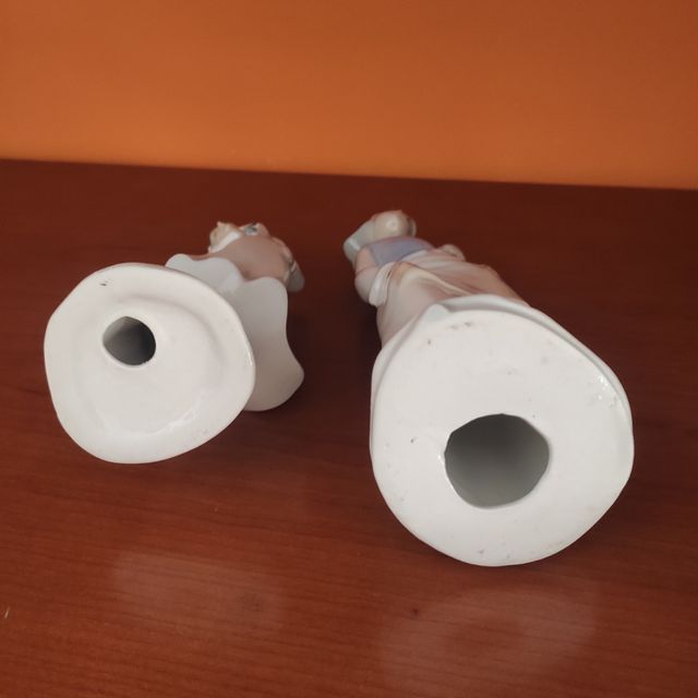 Lote dos figuras porcelana.