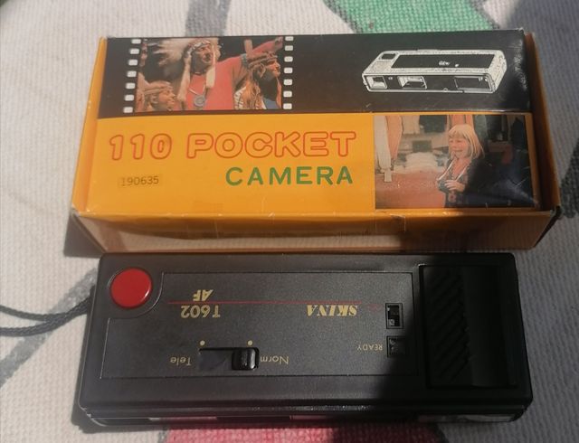 2 Macchine fotografiche,1 Foto Pocket Camera Skina
