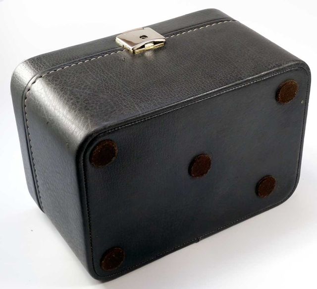 MALETÍN NECESER FIN DE SEMANA TAURUS FORRO NUEVO