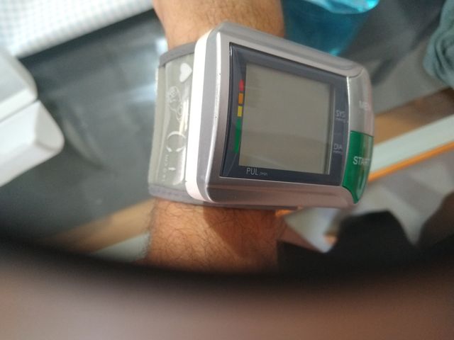 tensiómetro de muñeca