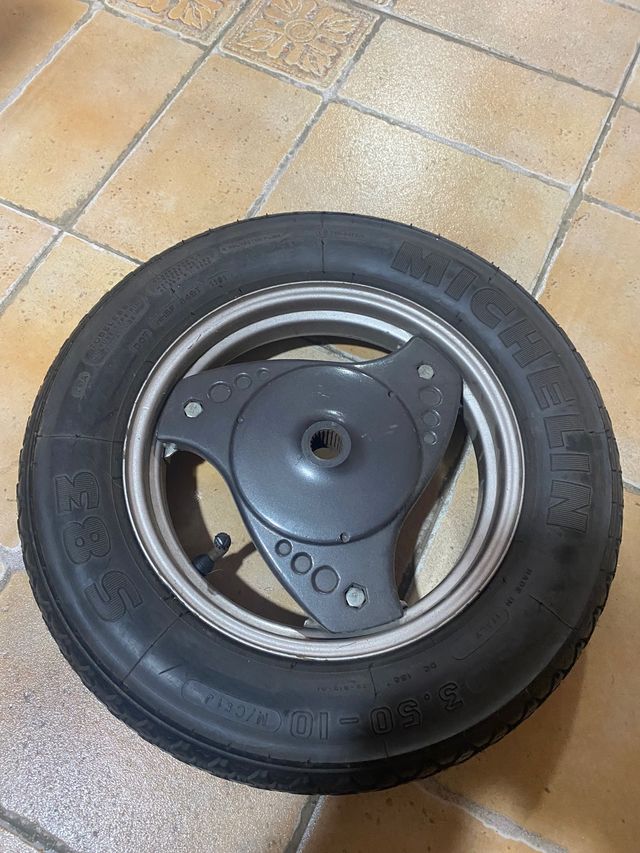 Llanta Moto.